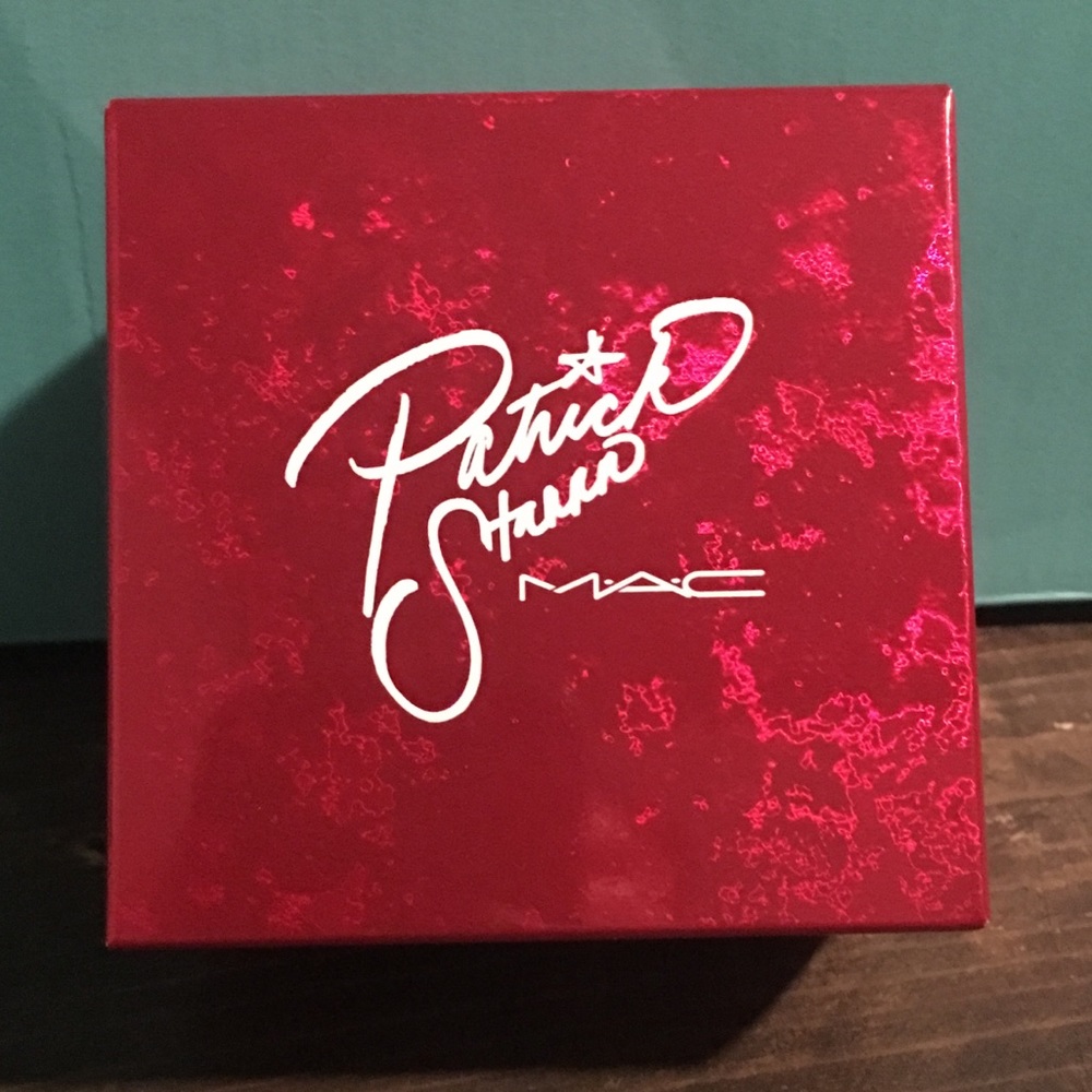 MAC x Patrick Starrr - PATRICK’S POWDER